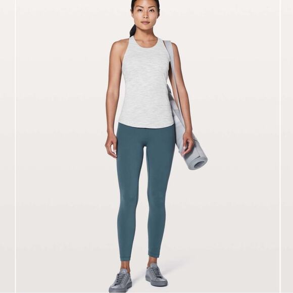 Lululemon Sweat Reps 2 In 1 Tank in Wee Are From Space Nimbus Battleship padding - Picture 10 of 10